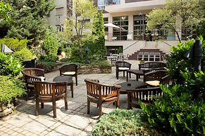 Adina Apartment Hotel Budapest