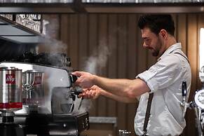 Adina Apartment Hotel Budapest