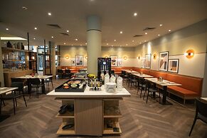 Adina Apartment Hotel Budapest