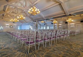 Treacys Oakwood Hotel