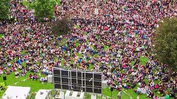 Connemara Coast Hotel