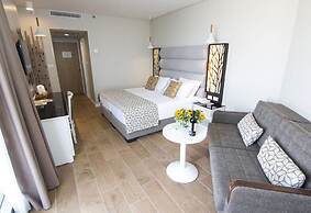 Kibbutz Lavi Hotel