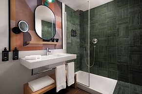 The Spring House Hotel Rome Vatican, Tapestry Collection Hilton