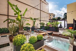 The Spring House Hotel Rome Vatican, Tapestry Collection Hilton