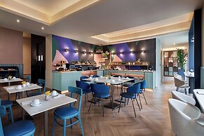 The Spring House Hotel Rome Vatican, Tapestry Collection Hilton