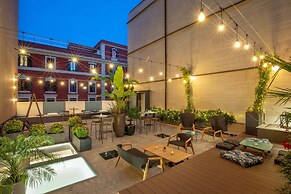 The Spring House Hotel Rome Vatican, Tapestry Collection Hilton