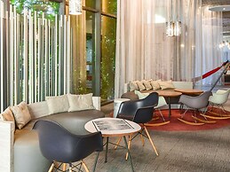 Ibis Casa-voyageurs