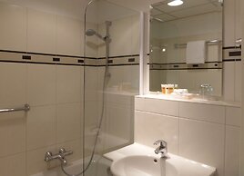 Apollofirst Boutique Hotel