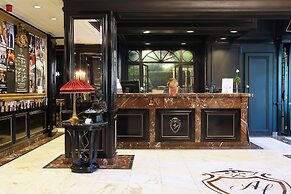 Apollofirst Boutique Hotel