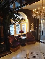 Apollofirst Boutique Hotel