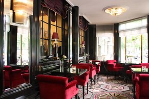 Apollofirst Boutique Hotel