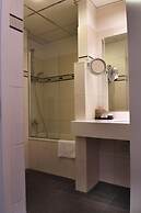 Apollofirst Boutique Hotel