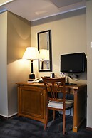 Apollofirst Boutique Hotel