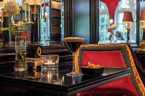 Apollofirst Boutique Hotel