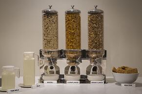 Holiday Inn Queenstown Frankton Road by IHG