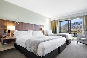 Holiday Inn Queenstown Frankton Road by IHG