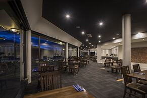 Holiday Inn Queenstown Frankton Road by IHG