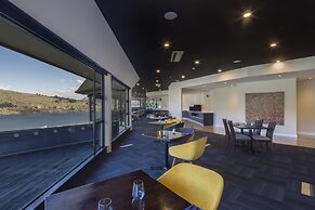 Holiday Inn Queenstown Frankton Road by IHG