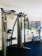 Holiday Inn Queenstown Frankton Road by IHG