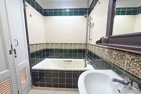 iNN at Temple St by Q Loft