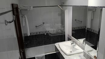 Hotel Castellano Centro