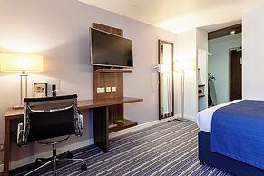 Holiday Inn Express Edinburgh Airport, an IHG Hotel