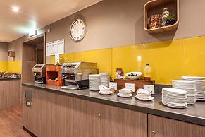 Holiday Inn Express Edinburgh Airport by IHG