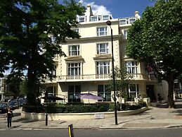 Colonnade Hotel London