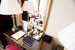 Colonnade Hotel London