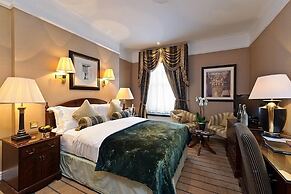 Colonnade Hotel London