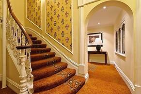 Colonnade Hotel London