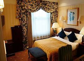 Colonnade Hotel London