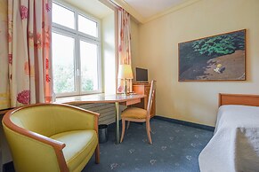 Cresta Palace