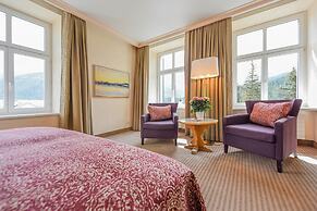 Cresta Palace