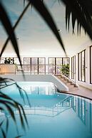 Cresta Palace