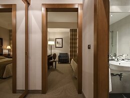 Fly On Hotel