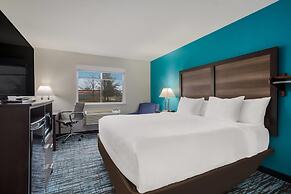 Clarion Pointe Harrodsburg-Danville