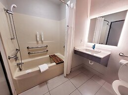 Clarion Pointe Harrodsburg-Danville