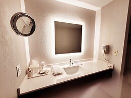 Clarion Pointe Harrodsburg-Danville