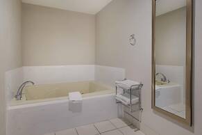 Clarion Pointe Harrodsburg-Danville