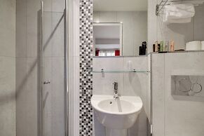 Hotel Riviera Elysées