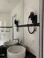 Hotel Riviera Elysées