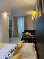 Hotel Riviera Elysées