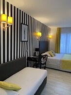 Hotel Riviera Elysées