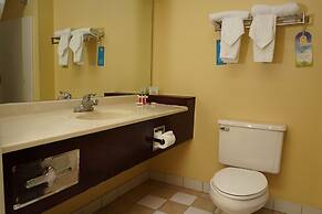 Halsted Inn and Suites Harvey - Chicago Southland