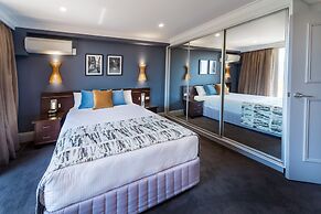 Hyde Park Inn