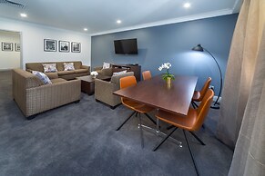 Hyde Park Inn