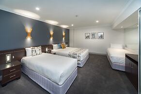 Hyde Park Inn
