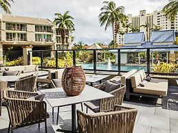 Novotel Cairns Oasis Resort