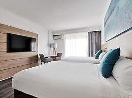 Novotel Cairns Oasis Resort